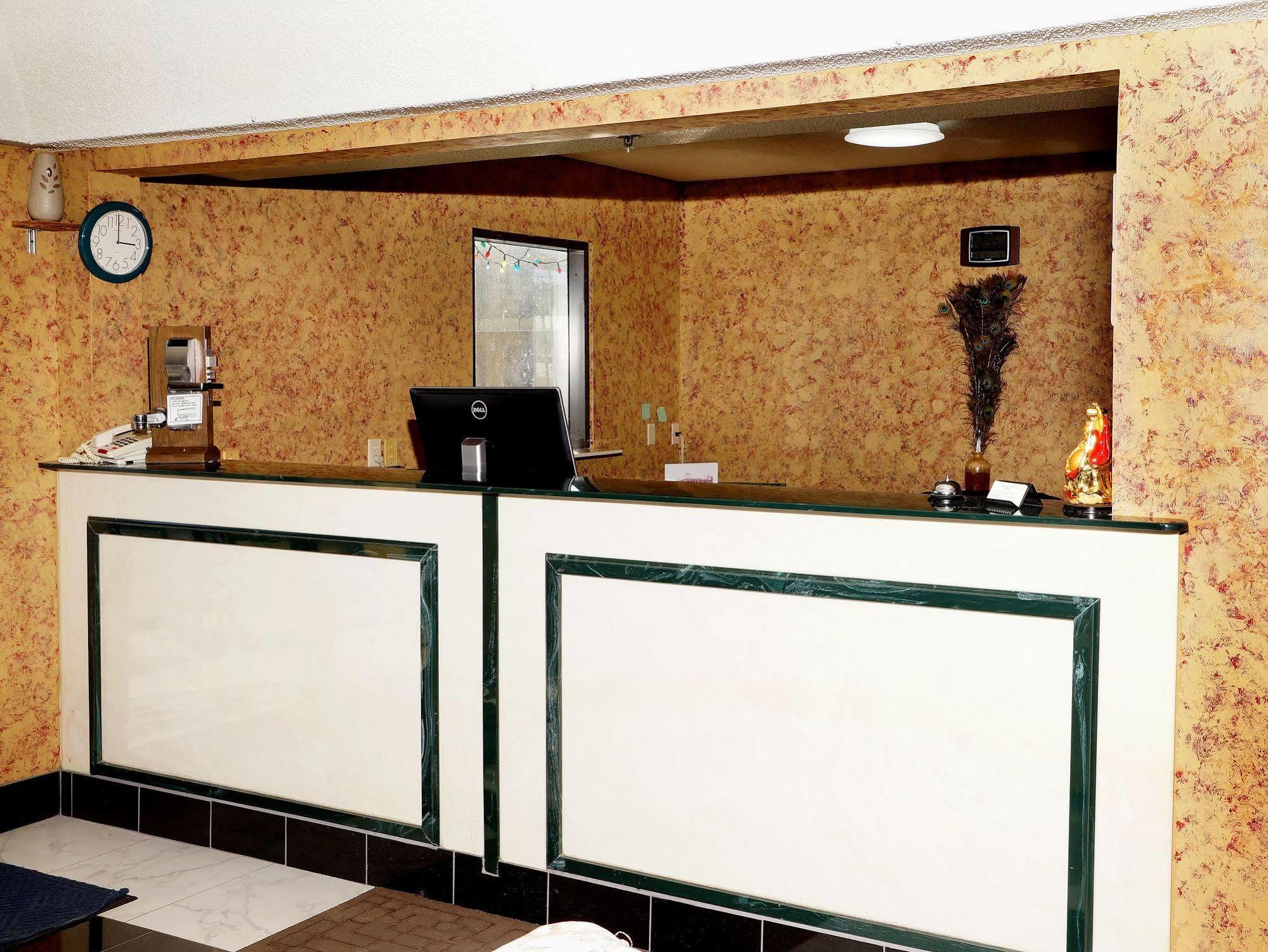Executive Inn Opp Ngoại thất bức ảnh
